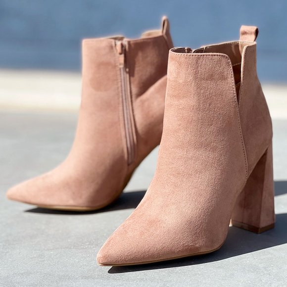 NEW Pointy Toe Geometric Triangle Block Heel Cutout Side Suede Ankle Bootie Boot - Picture 11 of 13